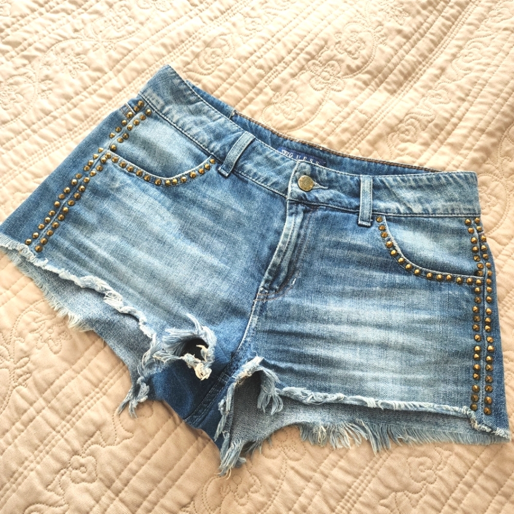 Guess light fade jean denim short spikes size 27